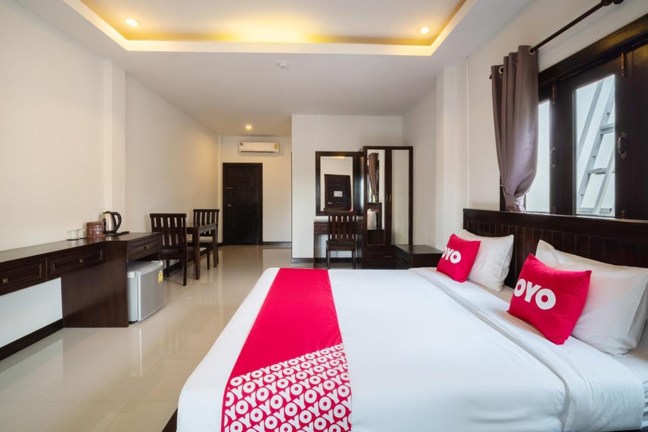 Oyo 837 Baan Kiang Nam Resort Bang Lamung Exteriör bild