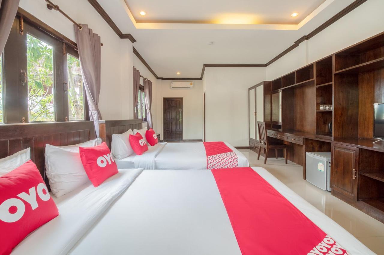 Oyo 837 Baan Kiang Nam Resort Bang Lamung Exteriör bild