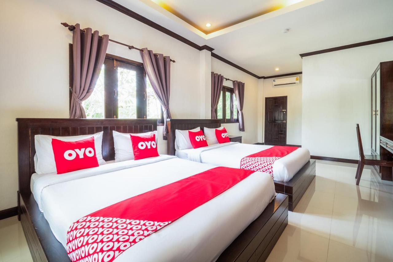 Oyo 837 Baan Kiang Nam Resort Bang Lamung Exteriör bild